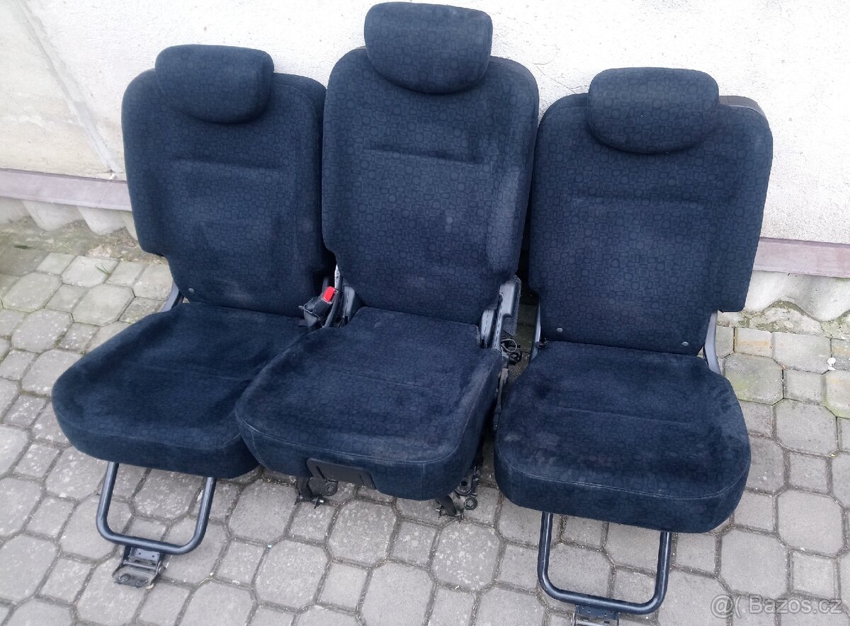 Zadní sedačky Honda FR-V - 2