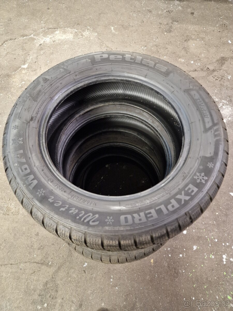225/60/17 zimní - 2