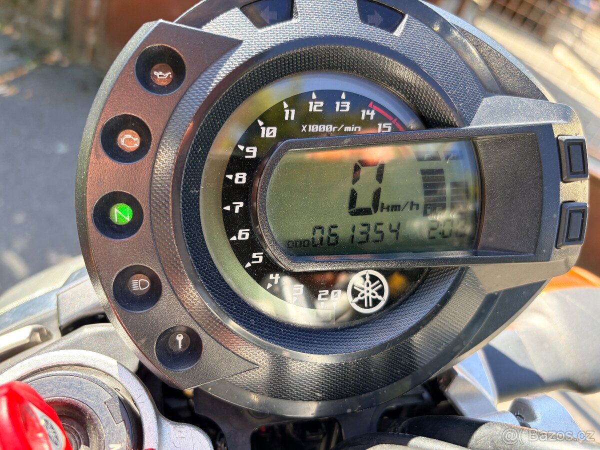 Yamaha Fazer 600 - 2