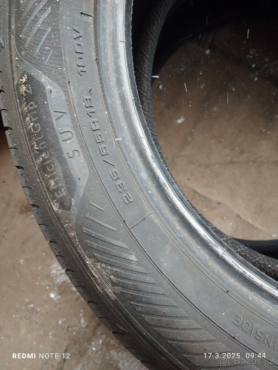 2 ks letních pneu Goodyear 235/55/18 - 2