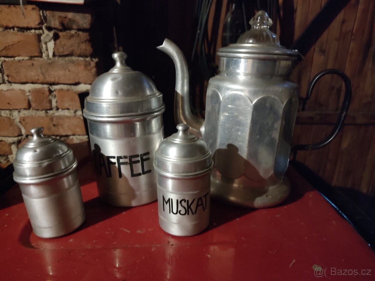 Hliníkové dozy, nádoby, konvice - 2