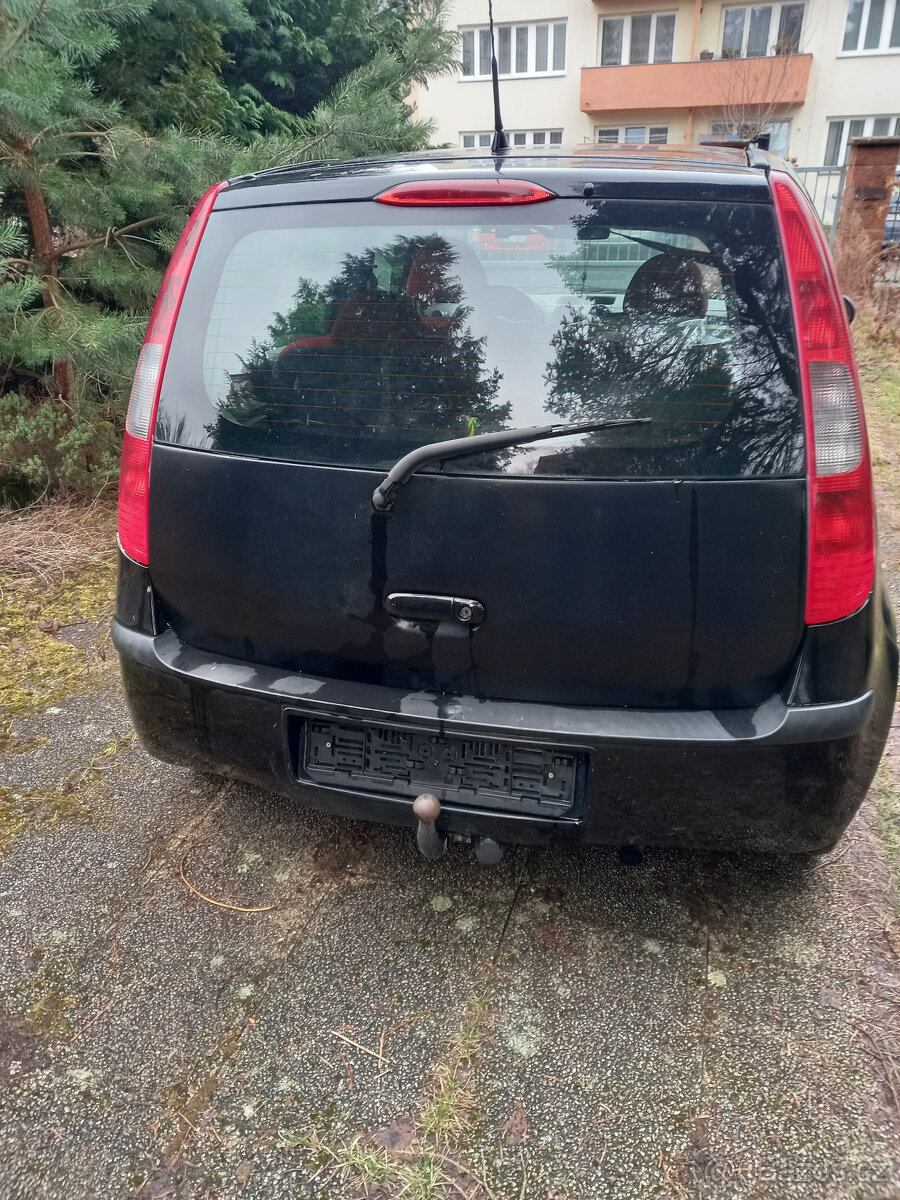 Prodám Mitsubishi Colt 1.5TD 70KW, r.v.2005, automat - 2