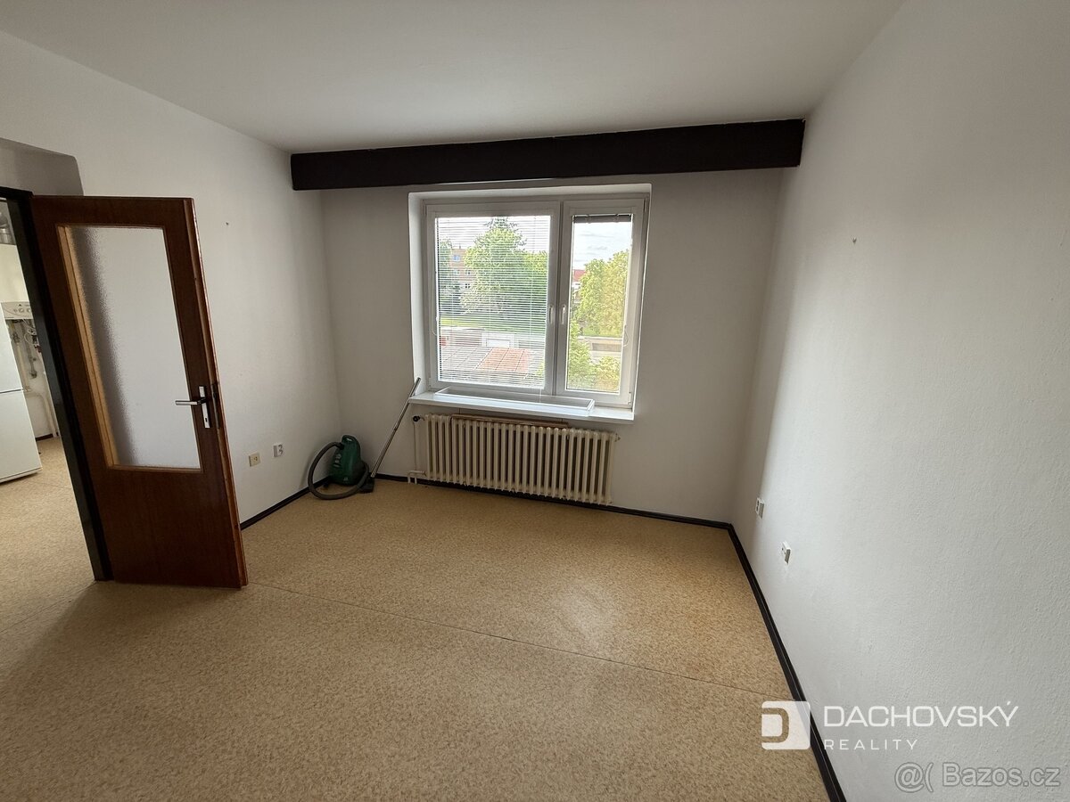 Pronájem bytu 1+1 44 m² - 2