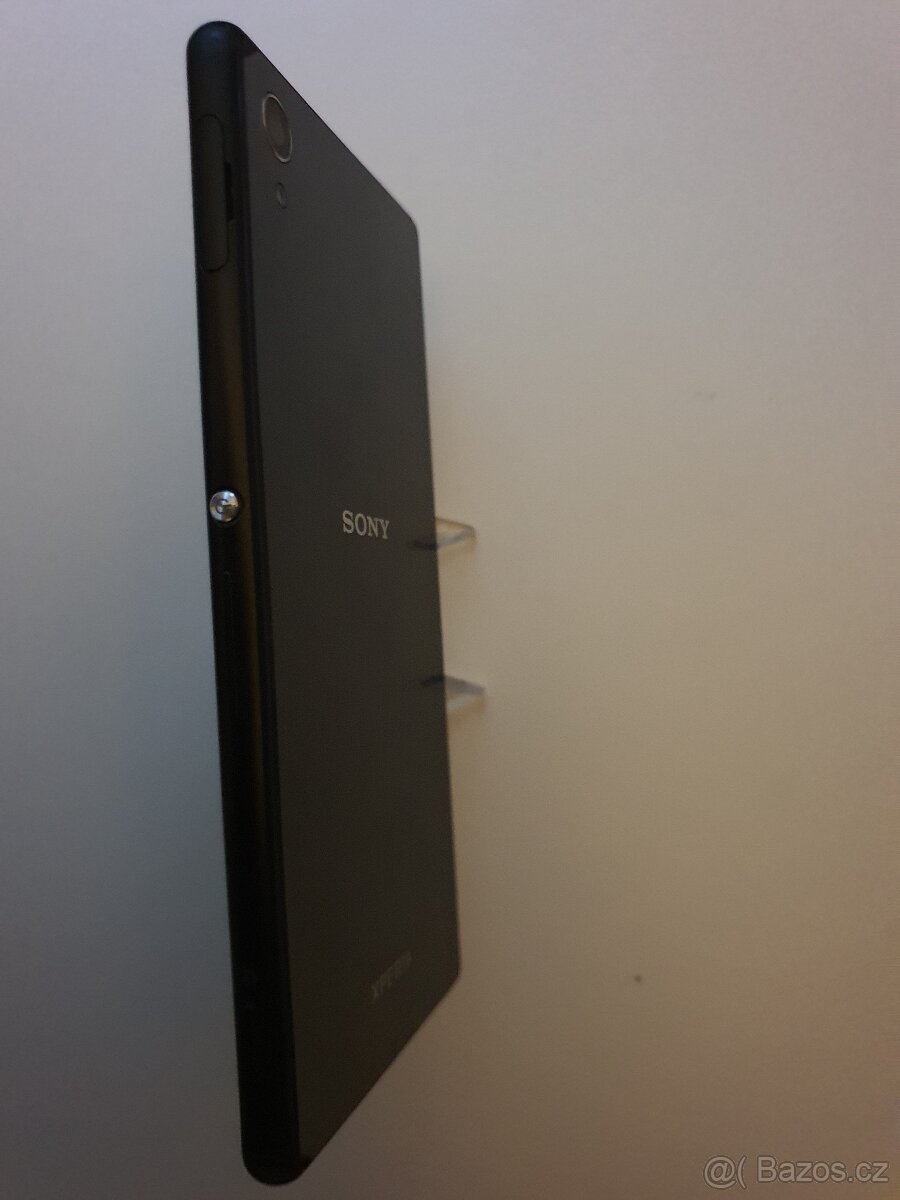 📱 Sony Xperia E2303 – pěkný stav - 2