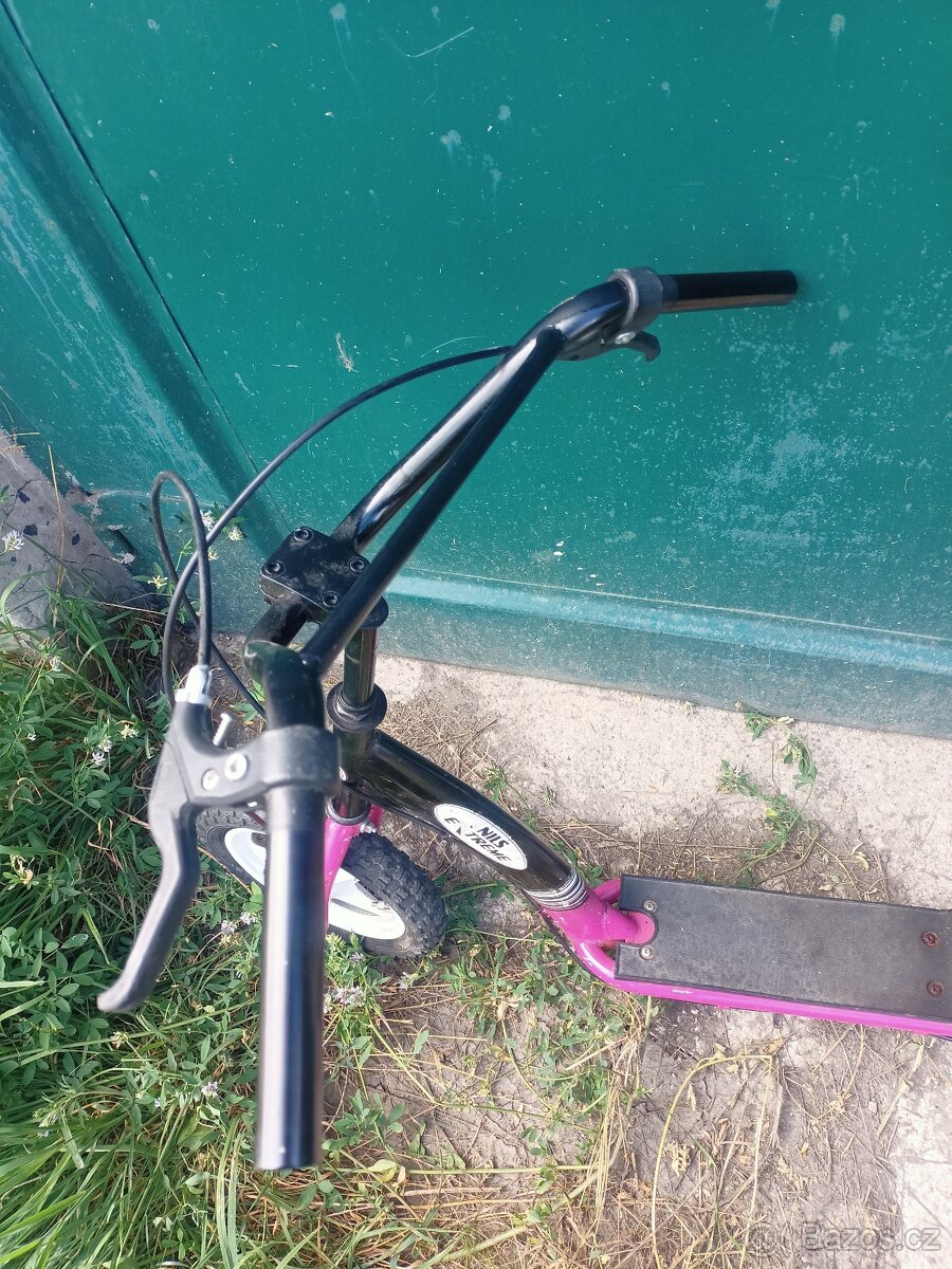 Dětská koloběžka - 2