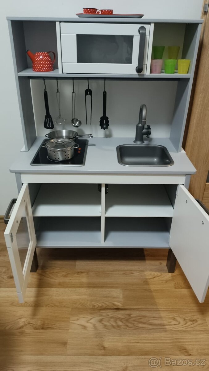 Dětská dřevěná kuchyňka IKEA , VELMI PĚKNÁ - 2