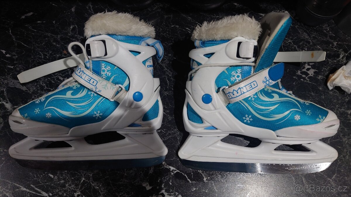 PRODÁM DÍVČÍ BRUSLE - 2