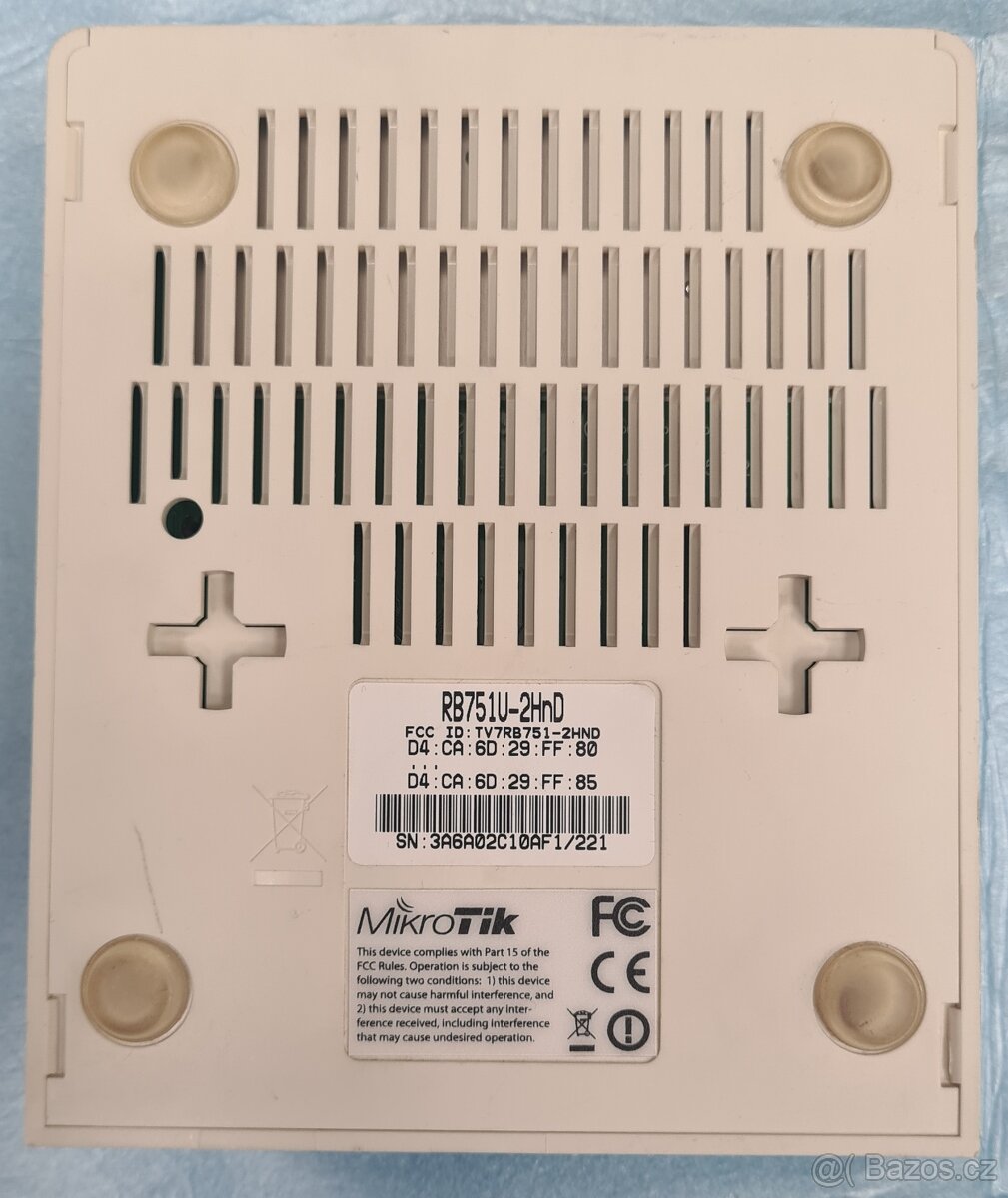MikroTik RouterBoard RB751U-2HnD - 2