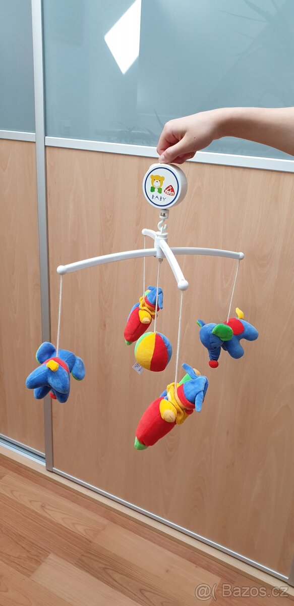 Kolotoč nad postýlku zn. FEHN - 2