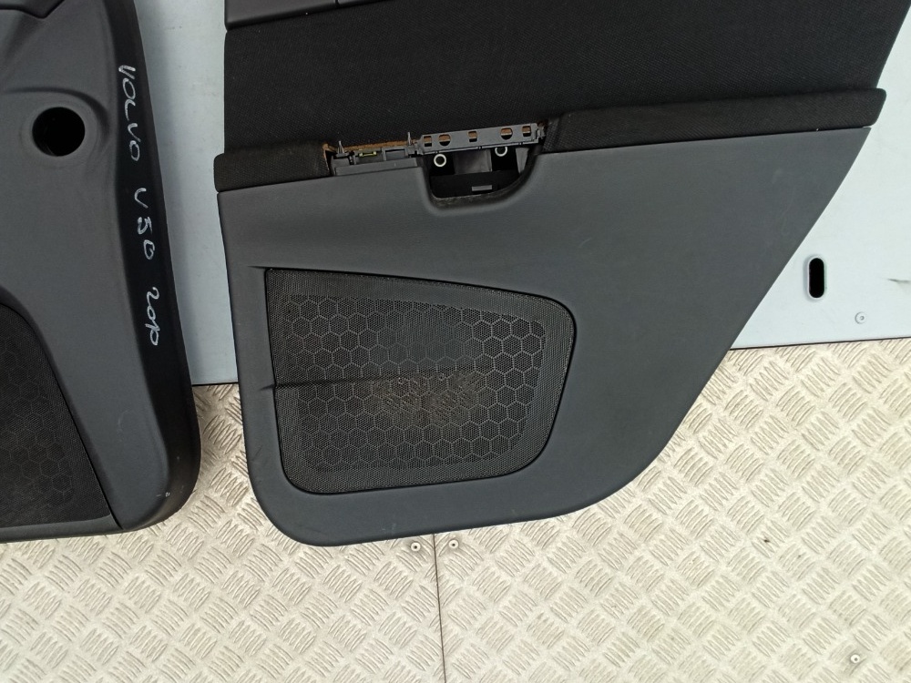 Volvo V50 facelift tapece - 2