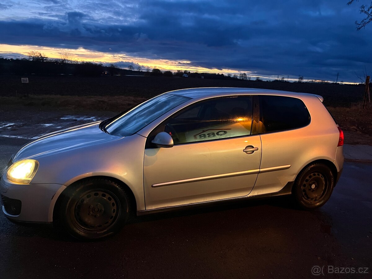 Volkswagen golf 5 gti - 2