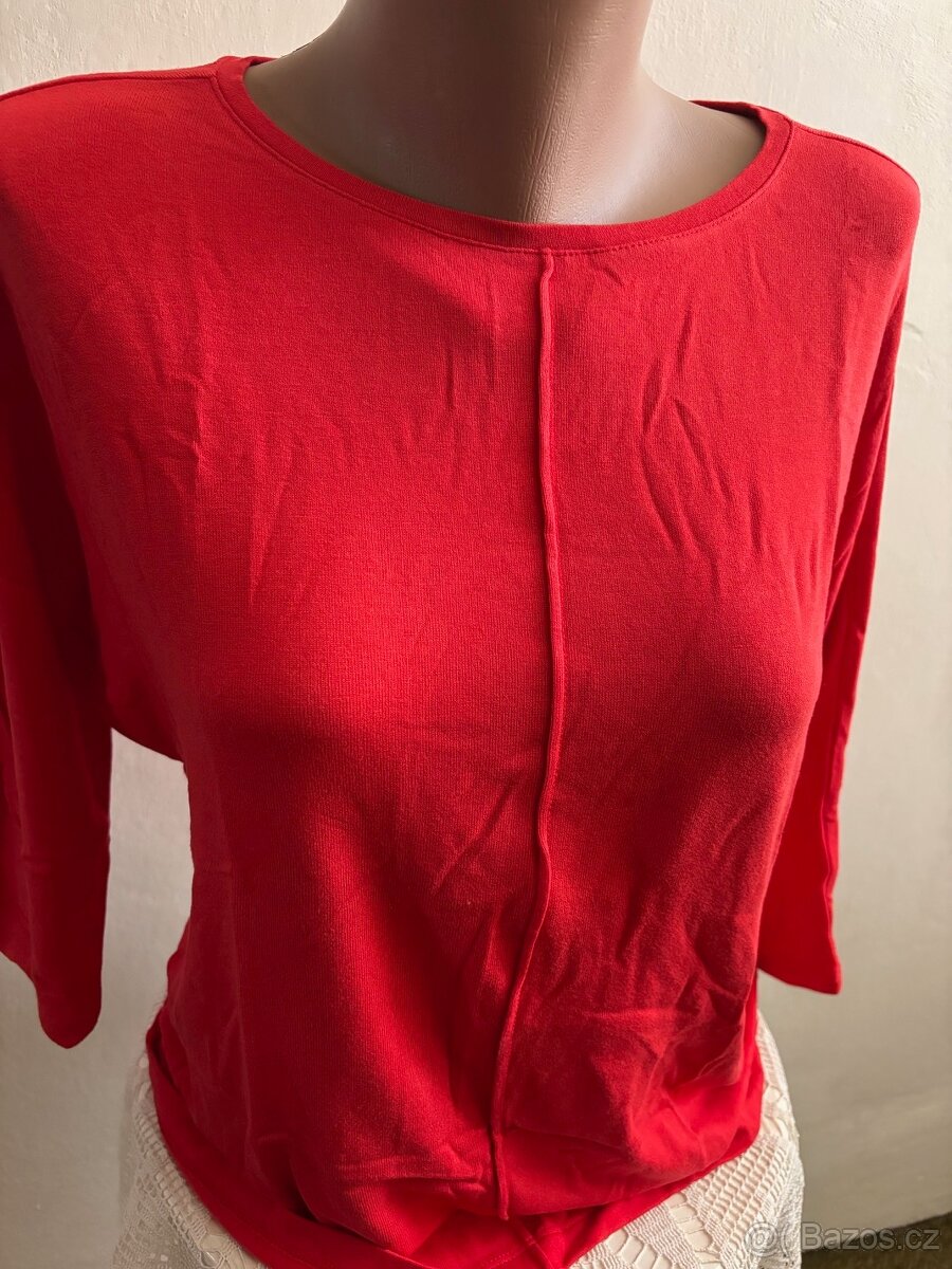Svetr červený velikost 38 s.Oliver - 2