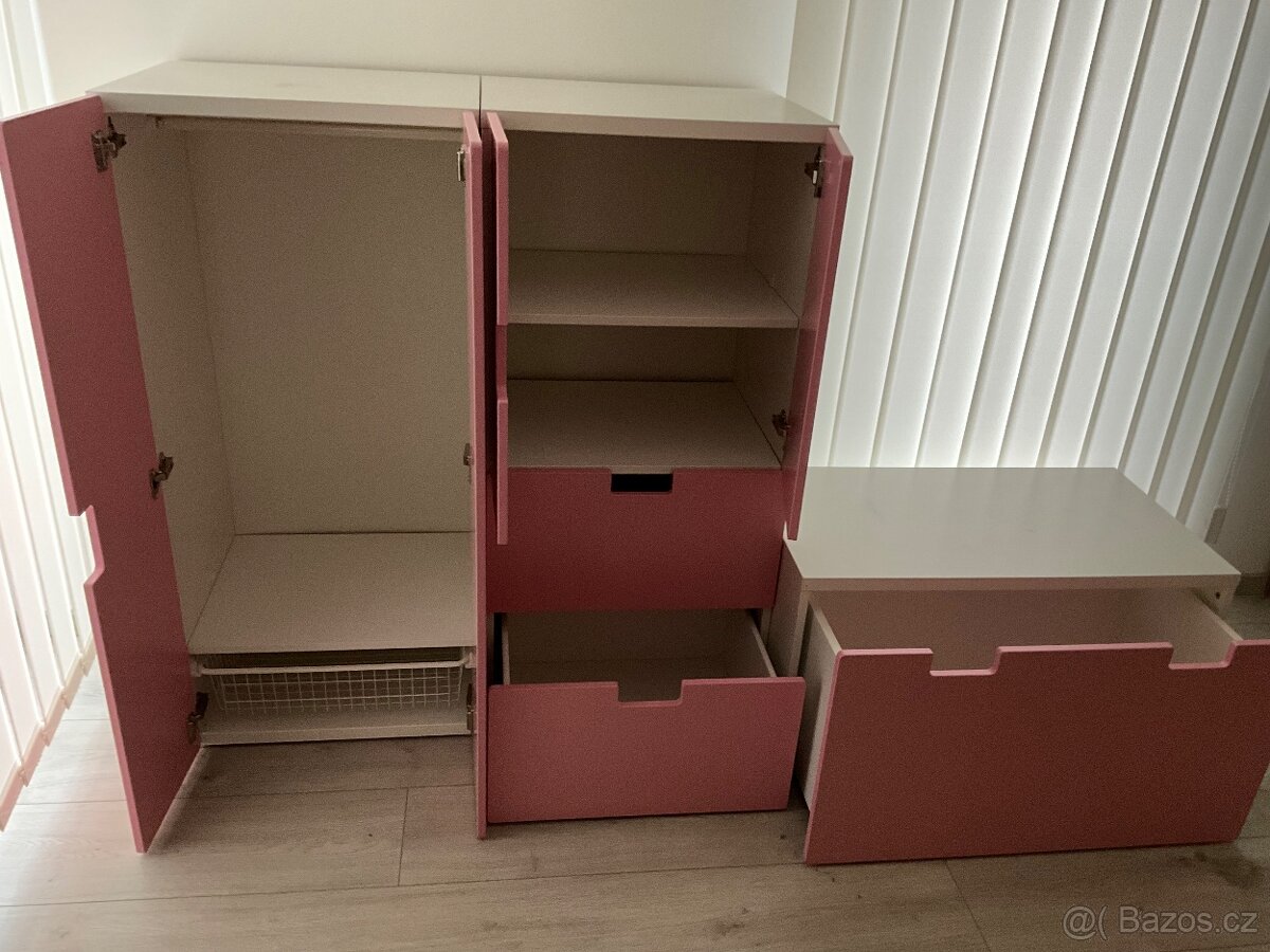 IKEA dětský nábytek+koberec a tapeta Zdarma - 2