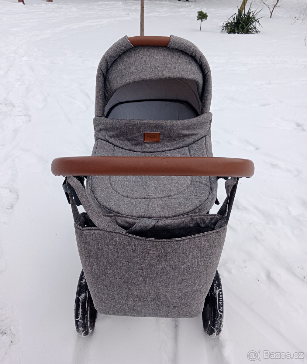 Kočárek Kunert - 2