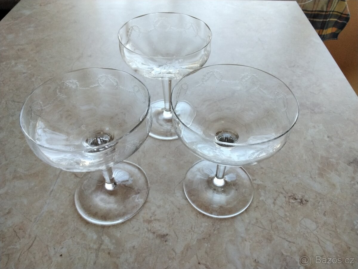 PRODÁM SKLENICE NA APERITIV - 2