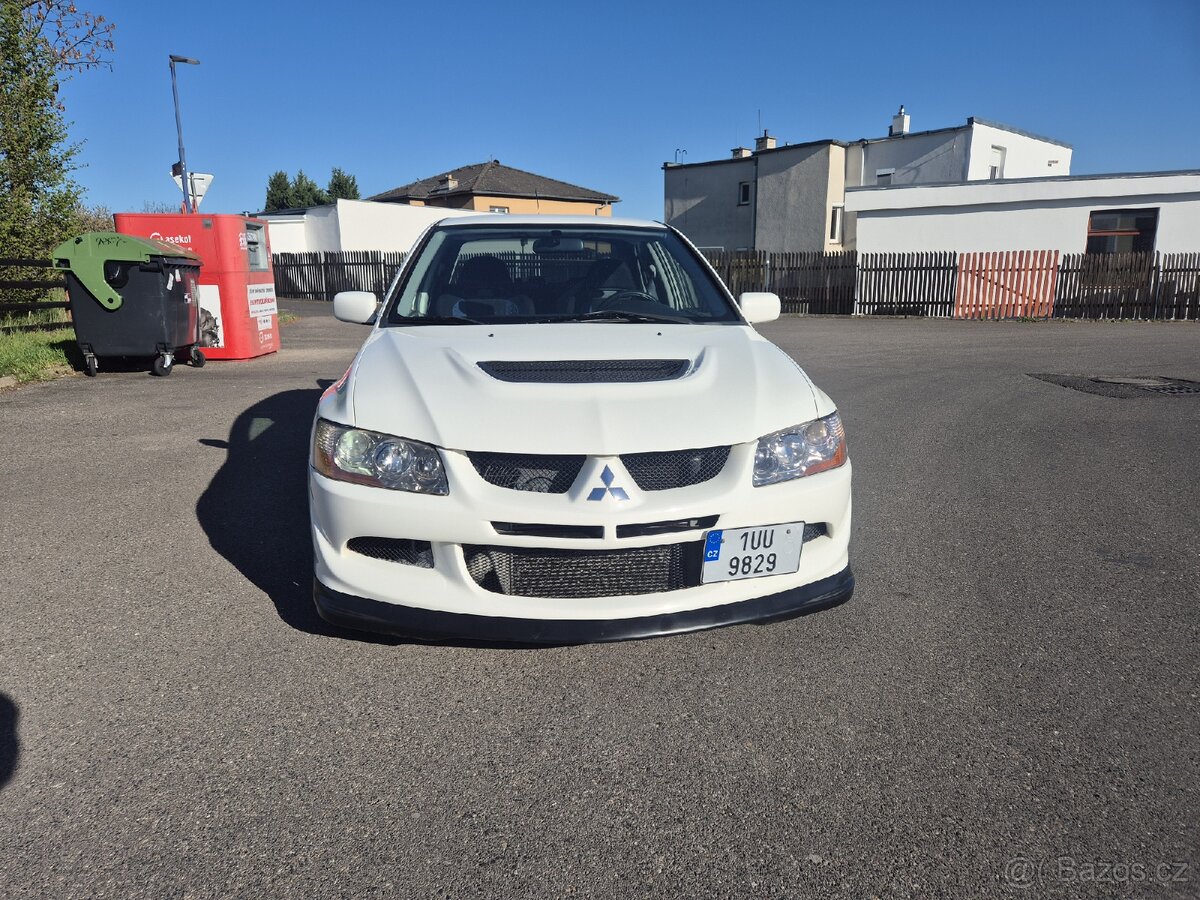 Mitsubishi lancer EVO 8 - 2
