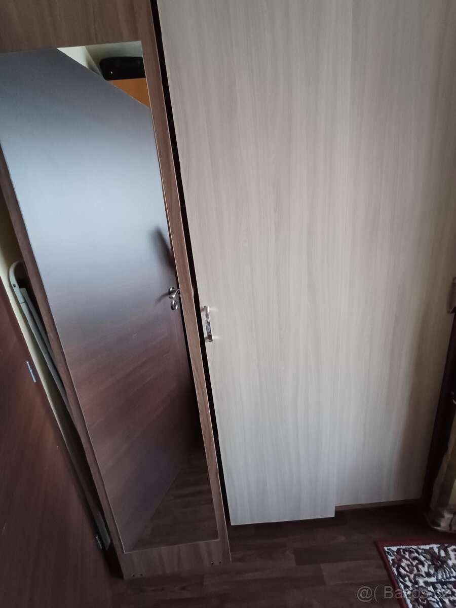 Skříň - 2