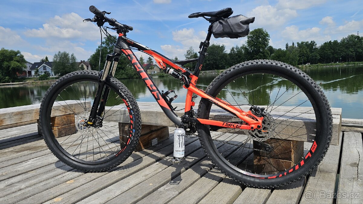 Kellys Tyke 10 29' - 2