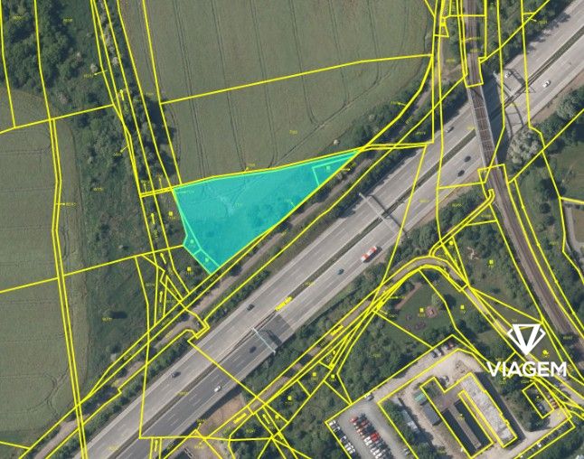 Pole 3 512 m² - 2