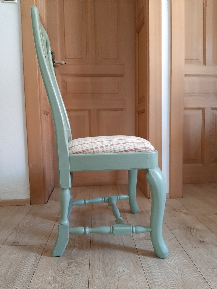 židle v barokním stylu - 2