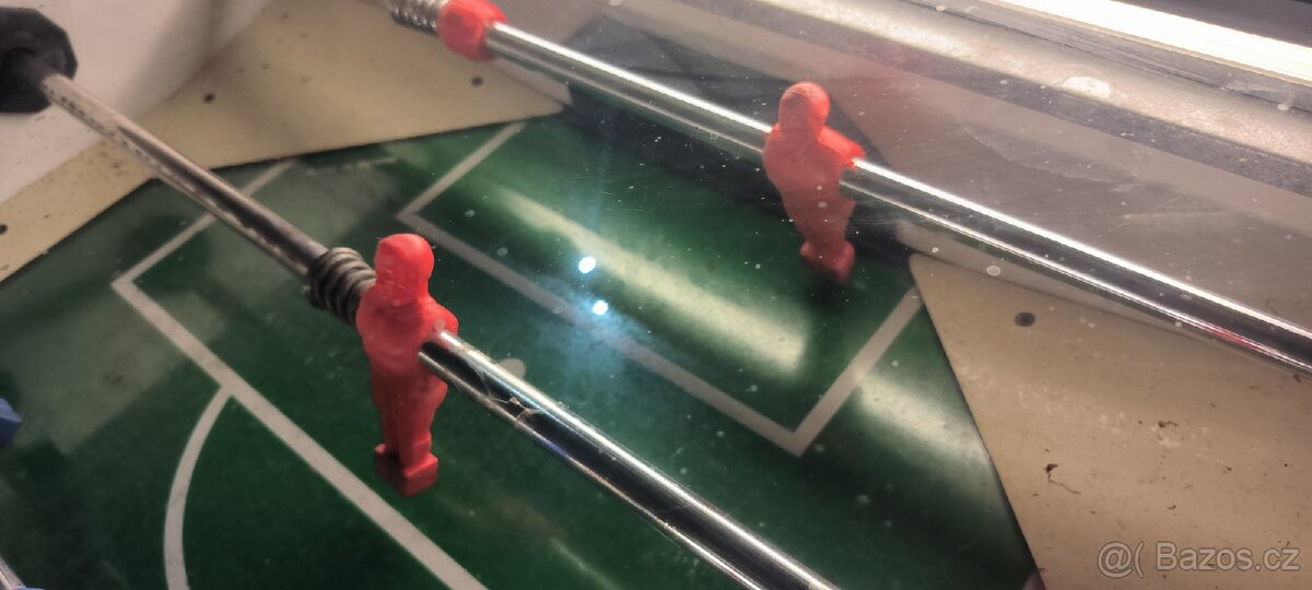 Prodám stolní fotbal s mincovníkem - 2