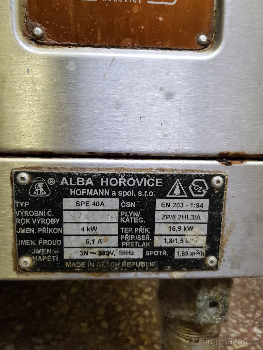 Gastro plynový sporák s troubou - 2