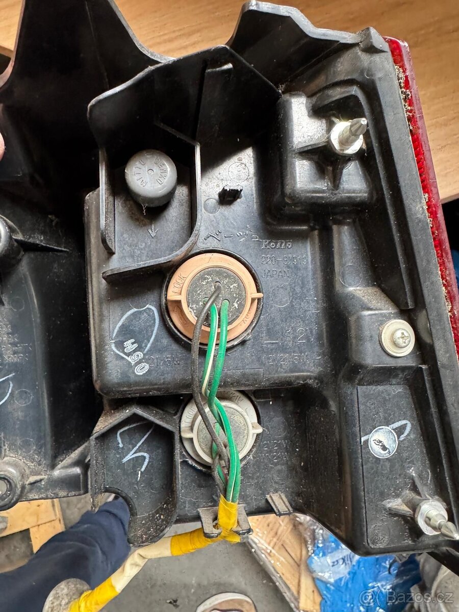 SVĚTLO PRAVÉ ZADNÍ PEUGEOT 4007 EU 220-87919 - 2