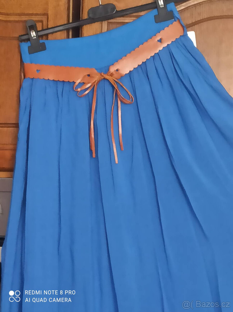 Dlouhá královsky modrá sukně - 2