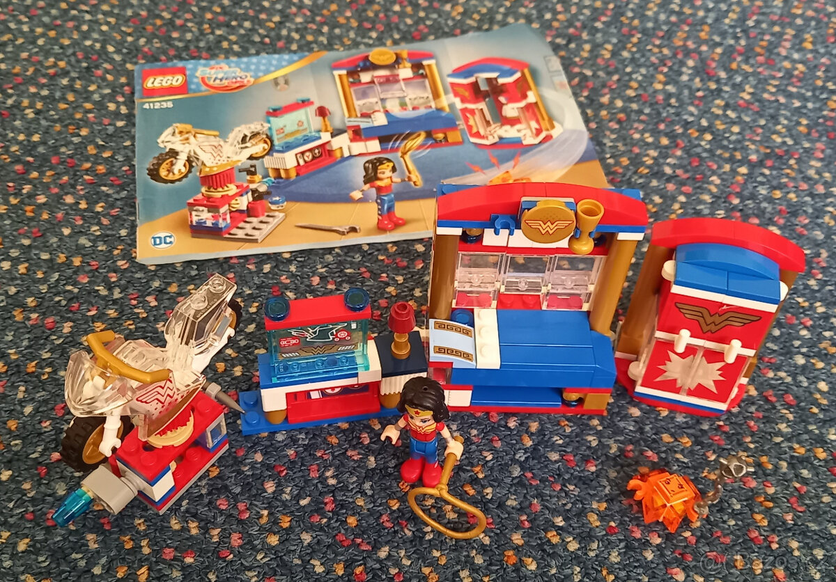 Lego DC Super Hero Girls 41235 - Wonder Woman Dorm - 2
