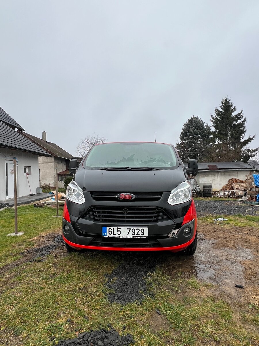 Ford Transit Custom -2.2tdci 114kw na díly nebo na opravu - 2