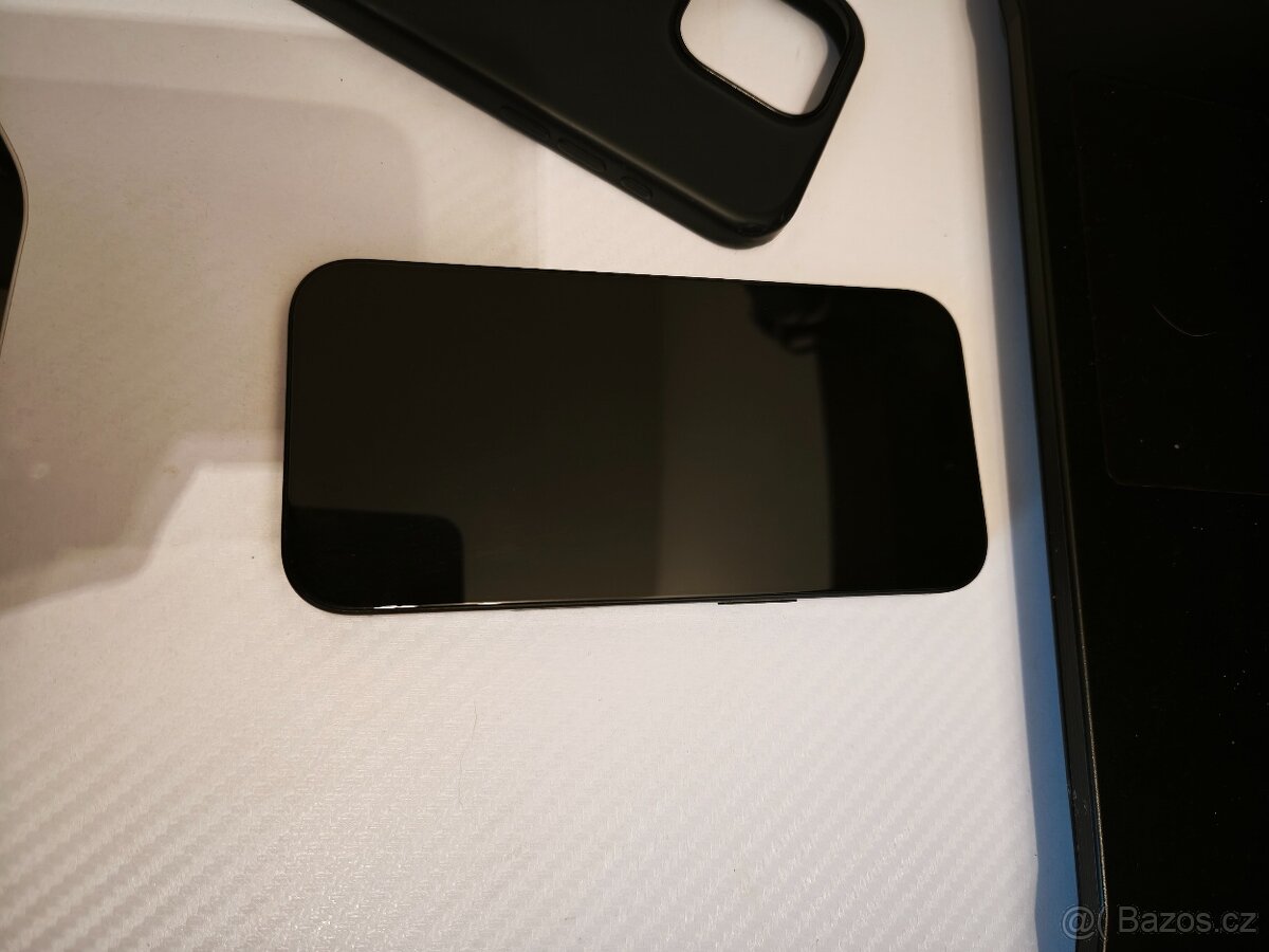 Apple iPhone 16 pro 256GB 98% baterie . BLACK. - 2