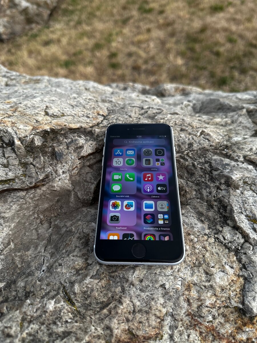 iPhone SE 2020 64 GB - 2