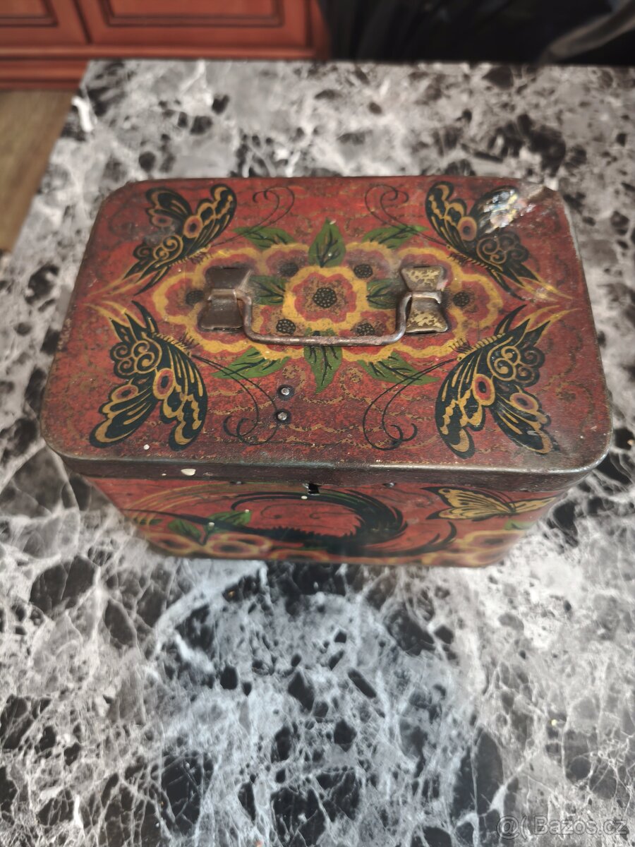 Starožitná plechovka. - 2