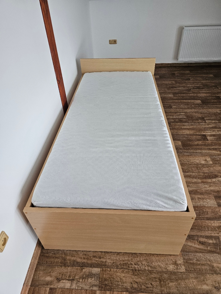 Prodám postel - 2