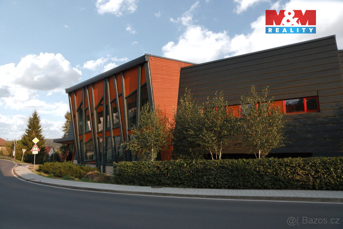 Pronájem multikomplexu pro 300 lidí 1076m2, Okrouhlo - 2