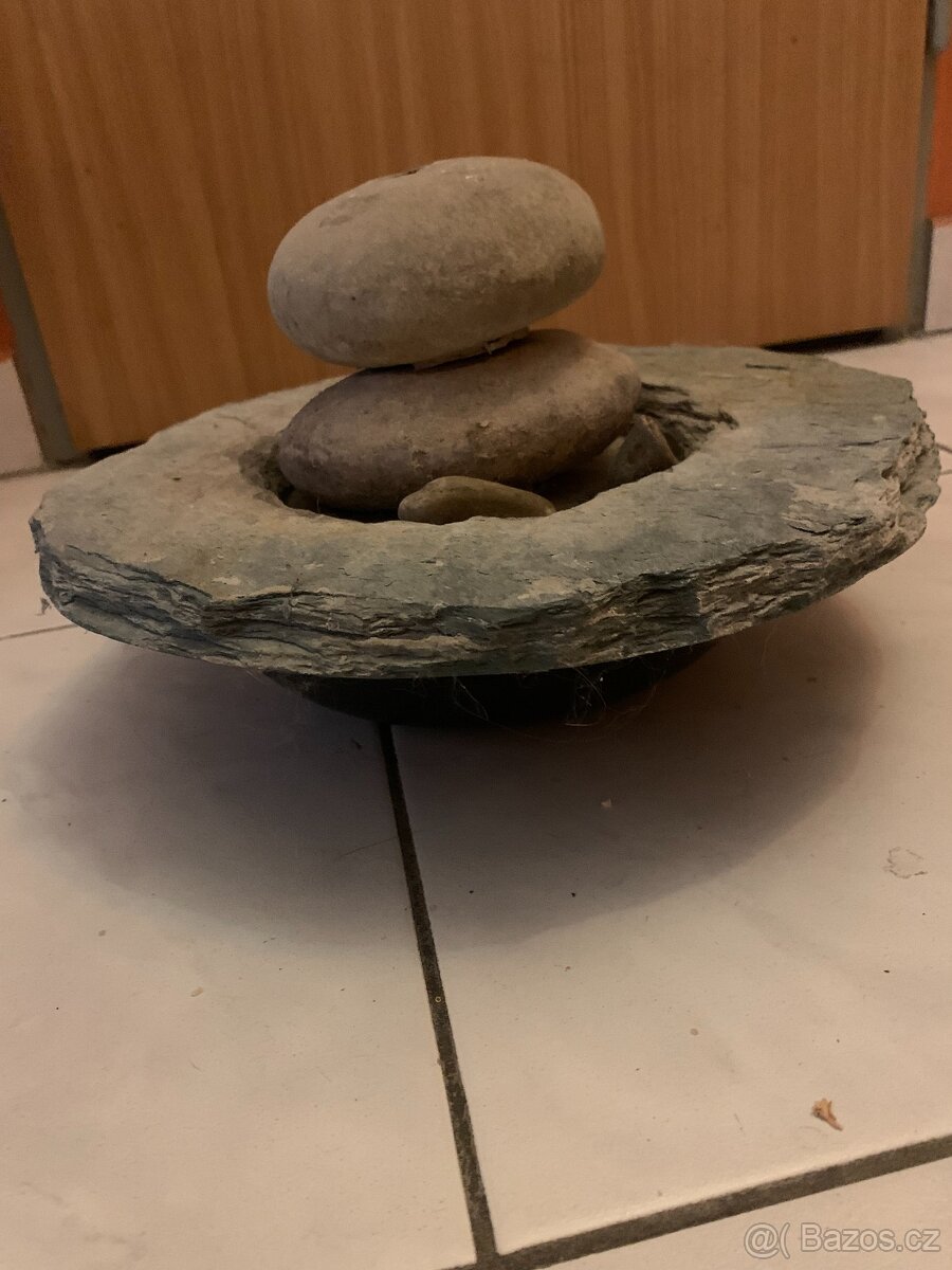 Domácí kamenná fontánka - 2