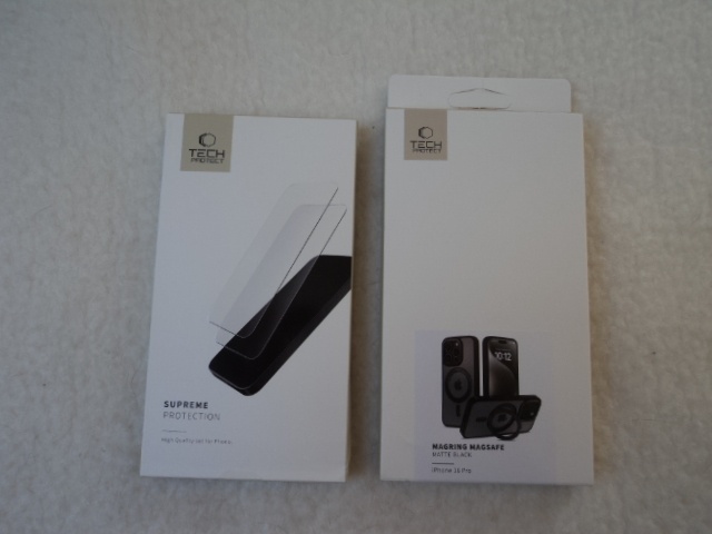 iPhone 16 Pro - sada ochranných krytů - 2