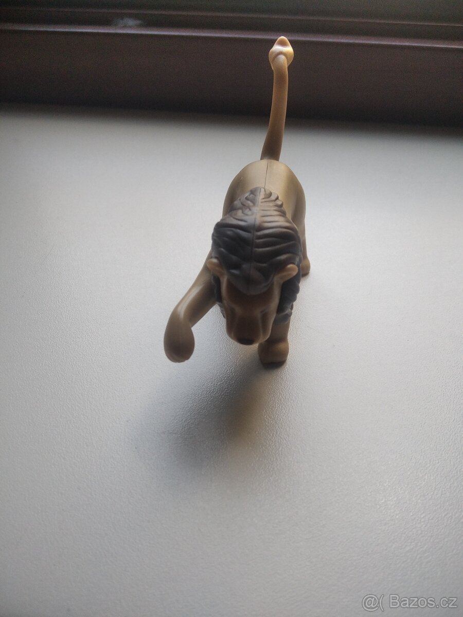 LEV- z Mc Donald's- ala Playmobil - ZOO-Safari-šelma - 2