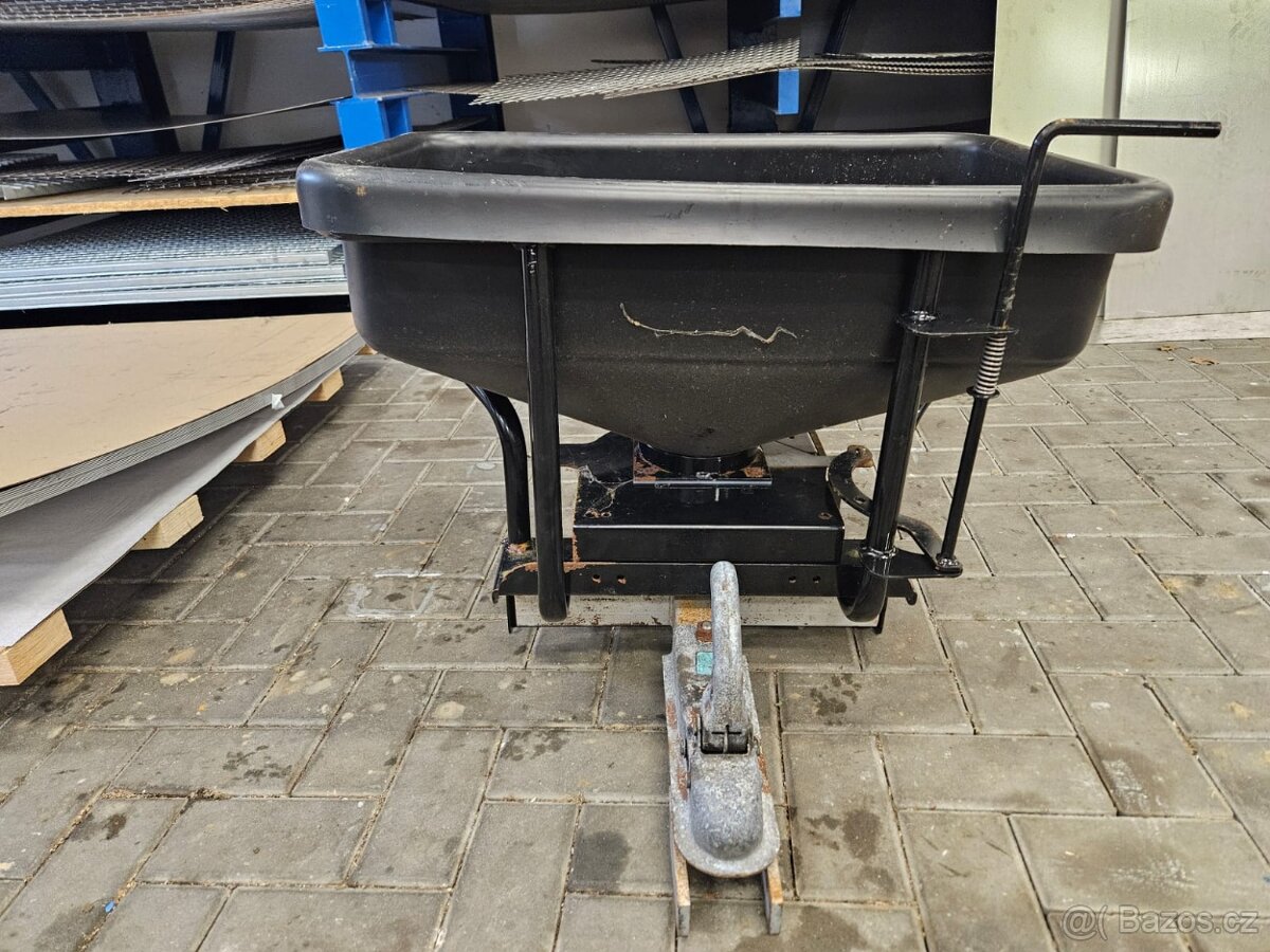 Rozsypavač soli - 2