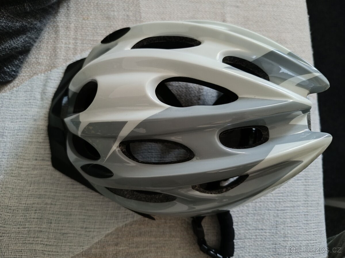 Cyklistická helma Kellys - 2