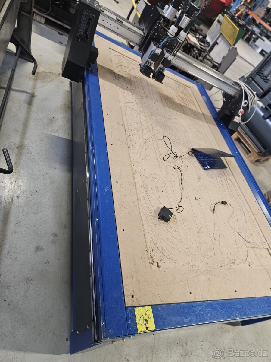 CNC frézka Cybertronic. - 2