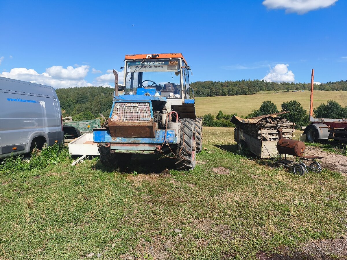 Škoda št 180,lkt,shrnovač - 2