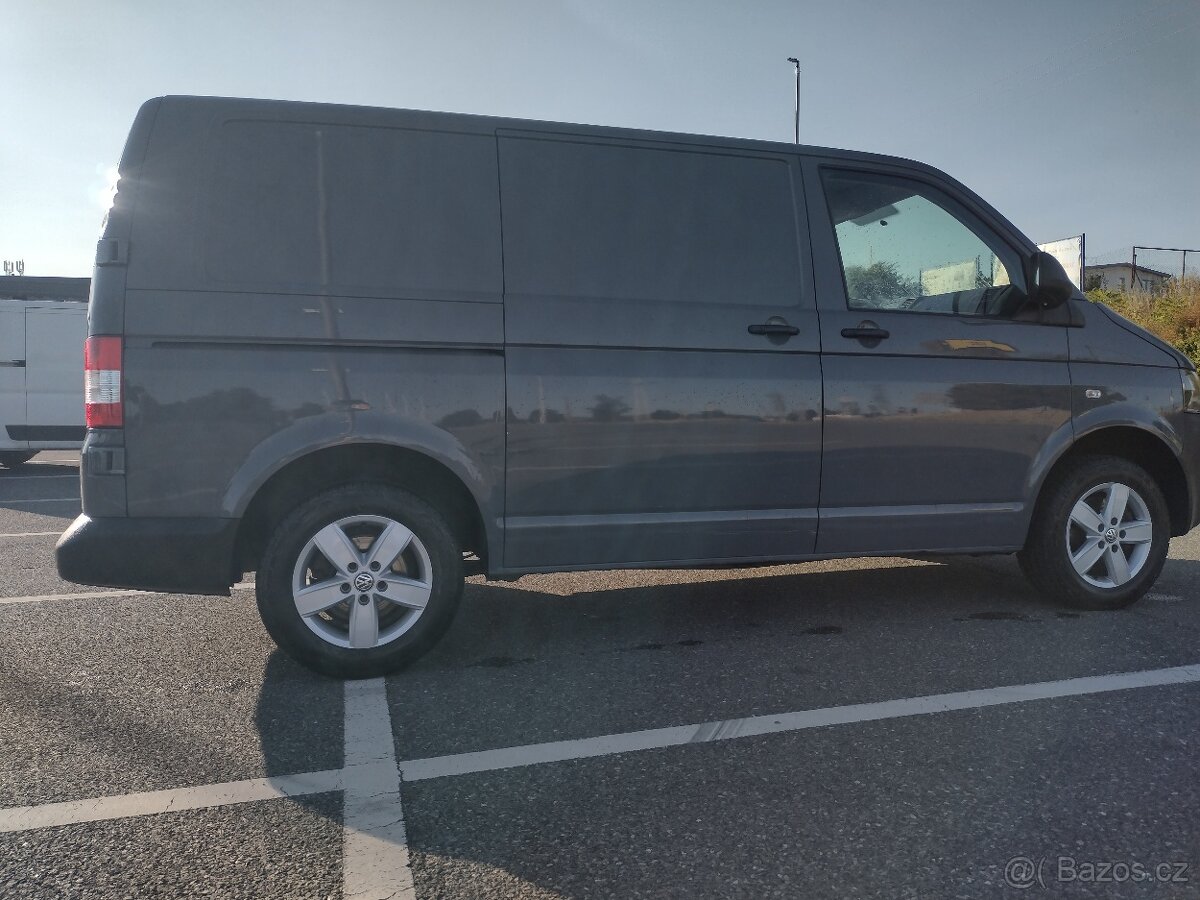 VW Transporter T5.1 2.0TDI - 2