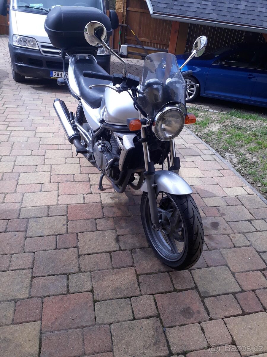 Kawasaki EX 500 - 2