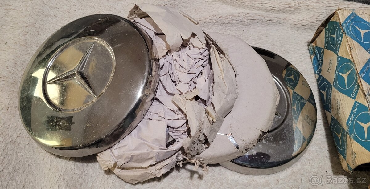 Chrom poklice Mercedes Benz sada - 2