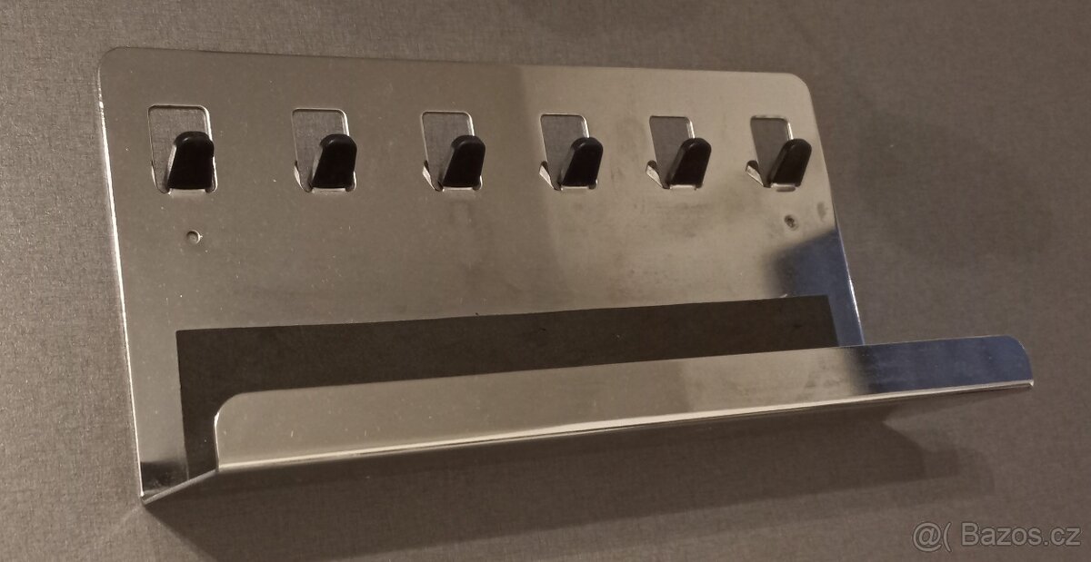 Lišta, polička, věšák na klíče kovová, lesklý chrom, 15 cm x - 2