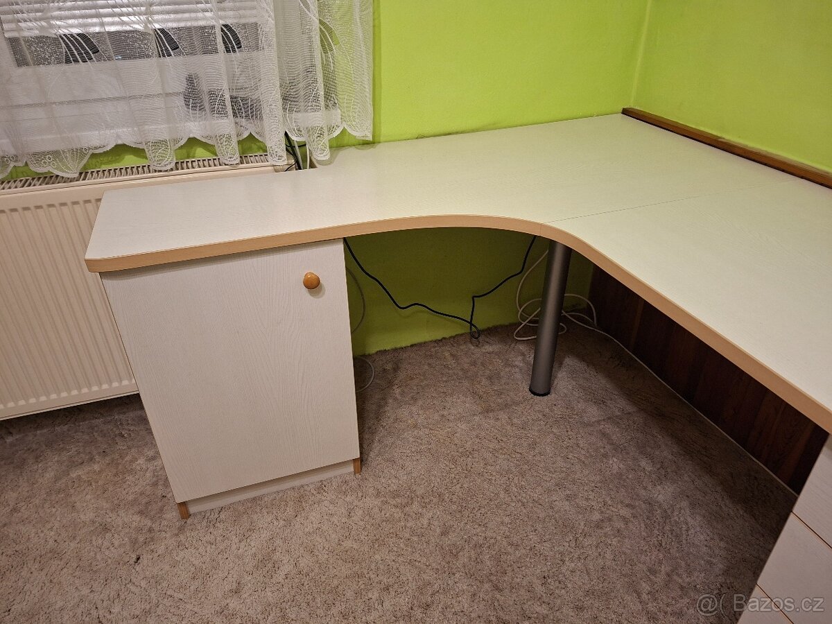 Psací stůl - rohový - 2