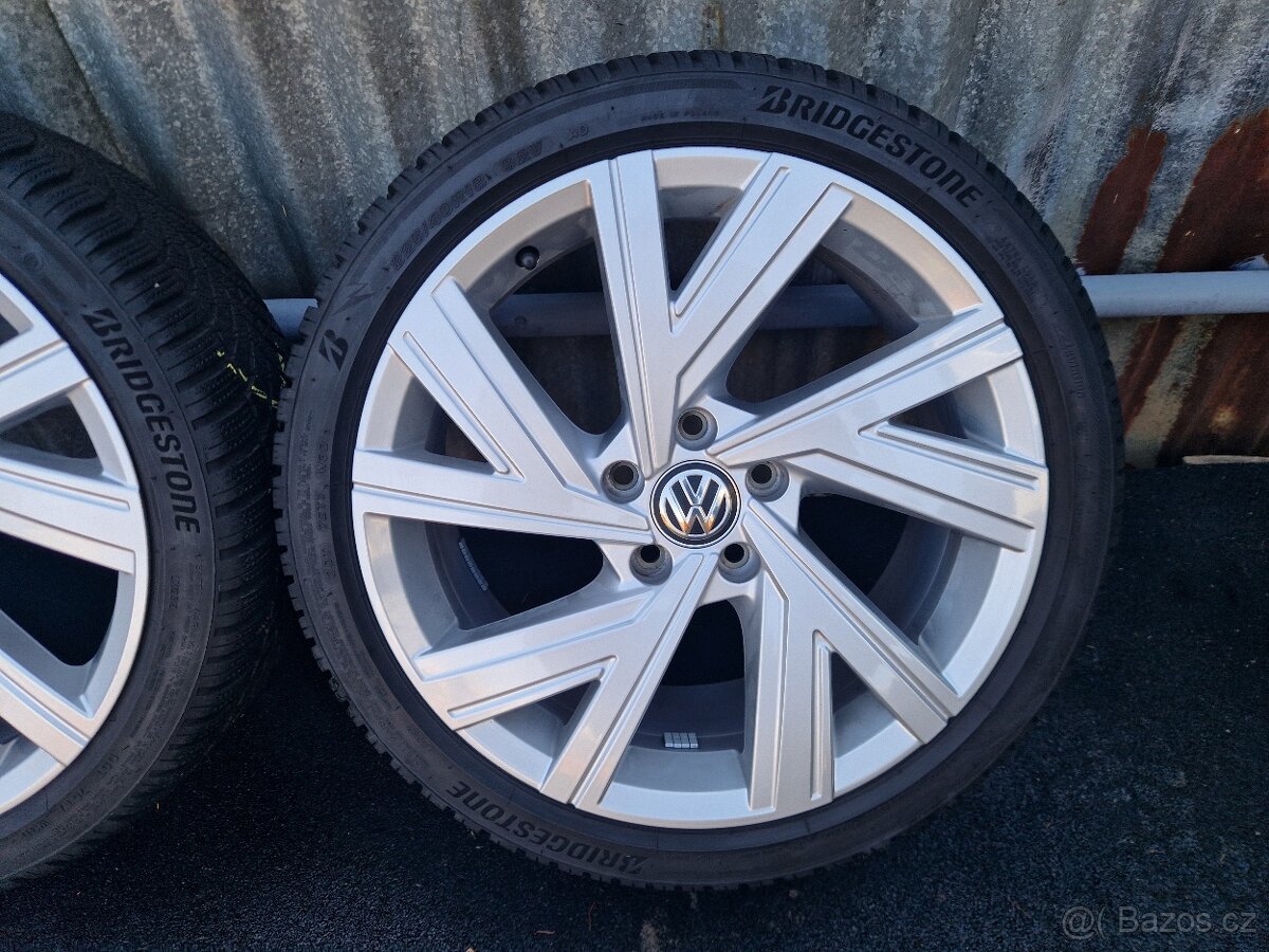 5x112 R18 VW Bergamo Golf Gti Octavia 3 Audi A3 225/40 R18 - 2