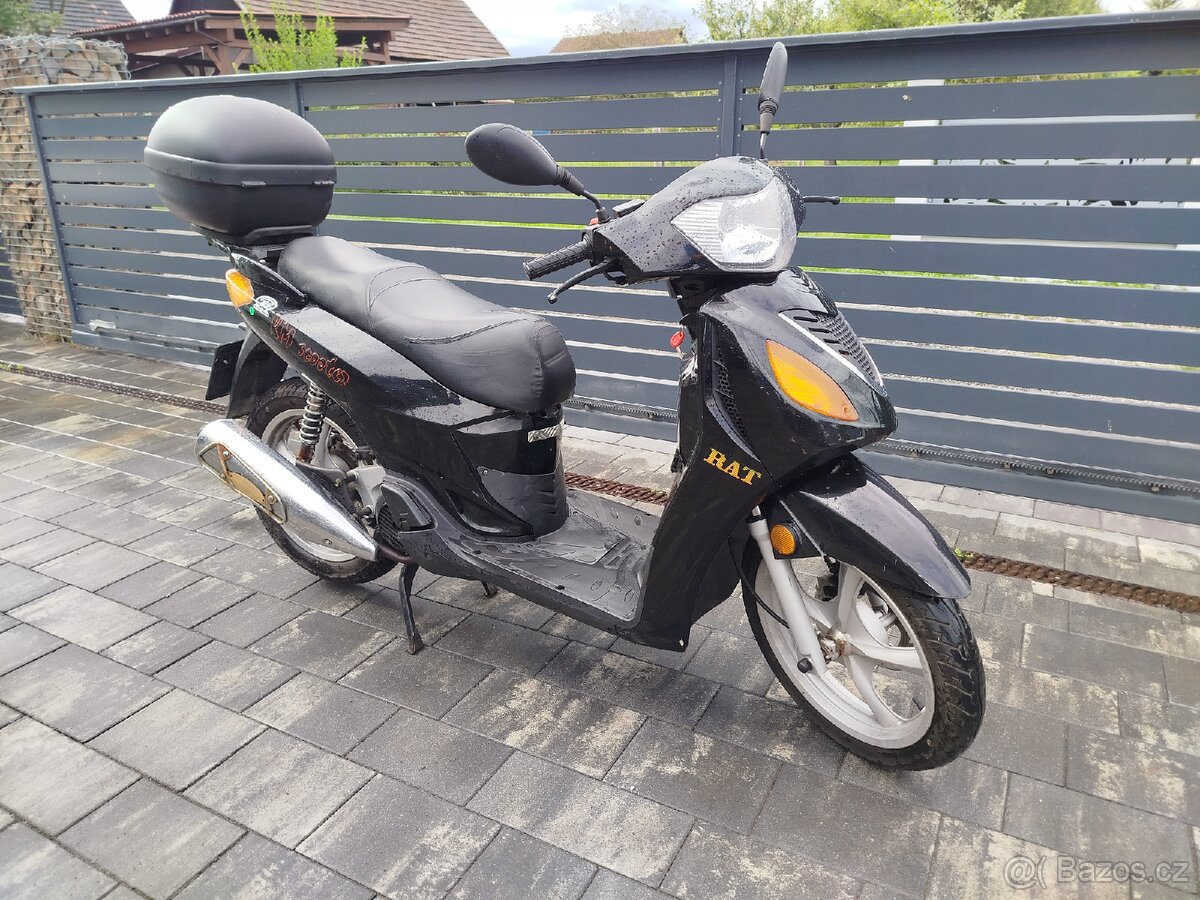 Skůtr 125ccm xingyue xt125-12 - 2