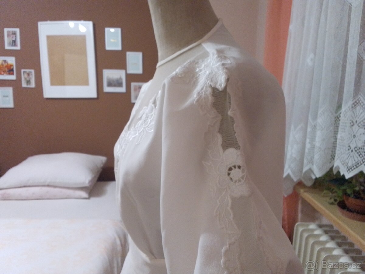 Prodávám svatební šaty - 2